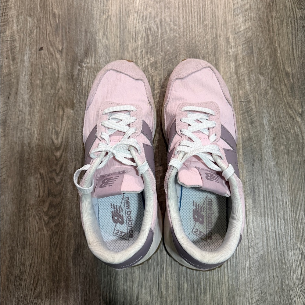 New Balance 237 - Picture 6 of 8
